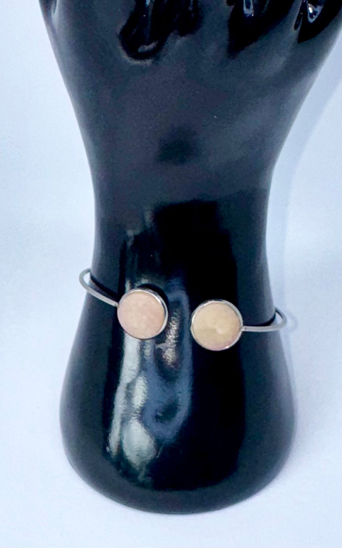 Sunveil Cuff