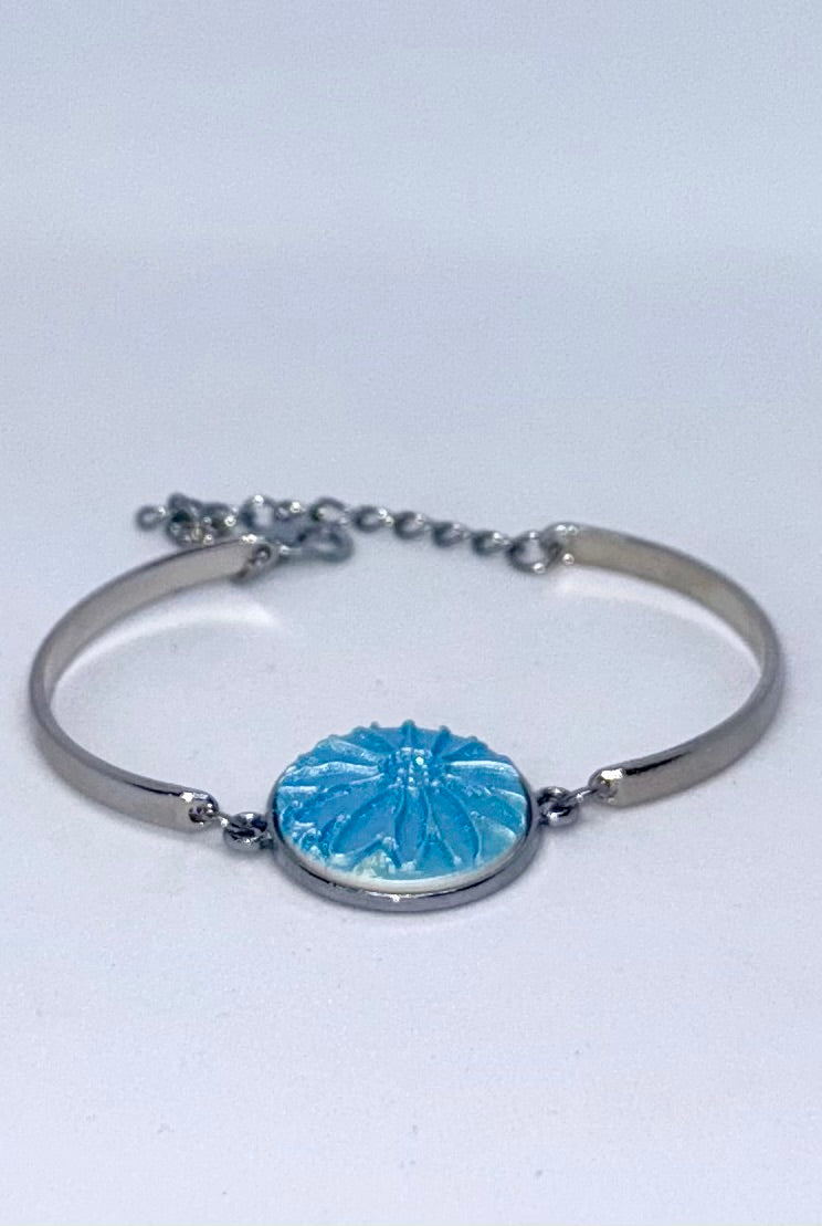 Daylight Daisy Cuff