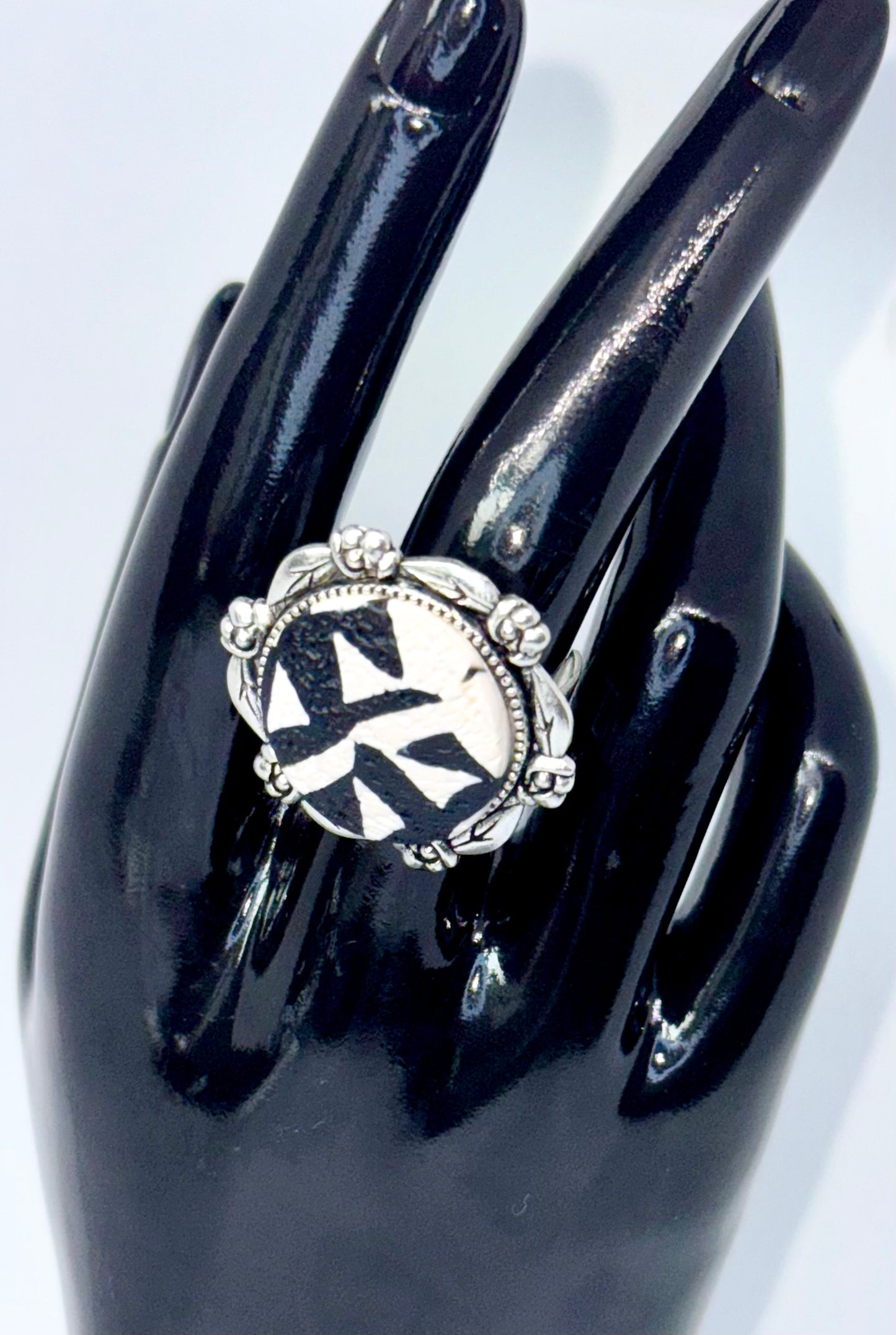 Baroque Edge Ring