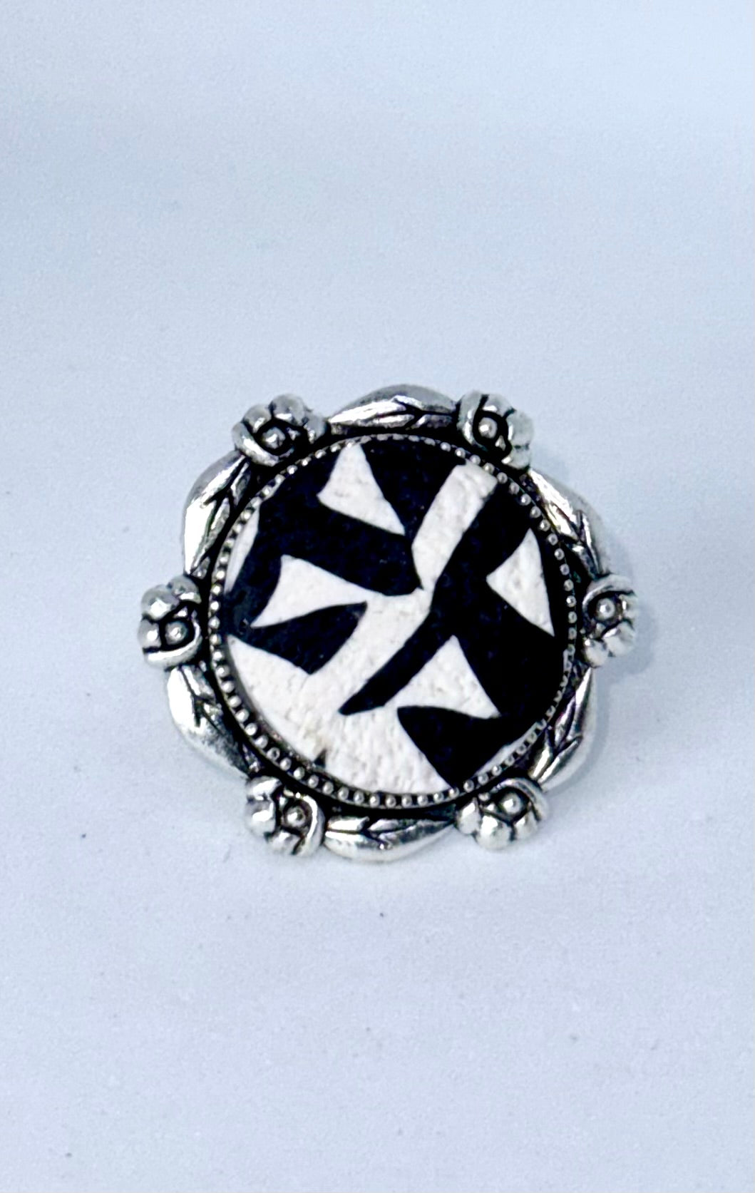Baroque Edge Ring