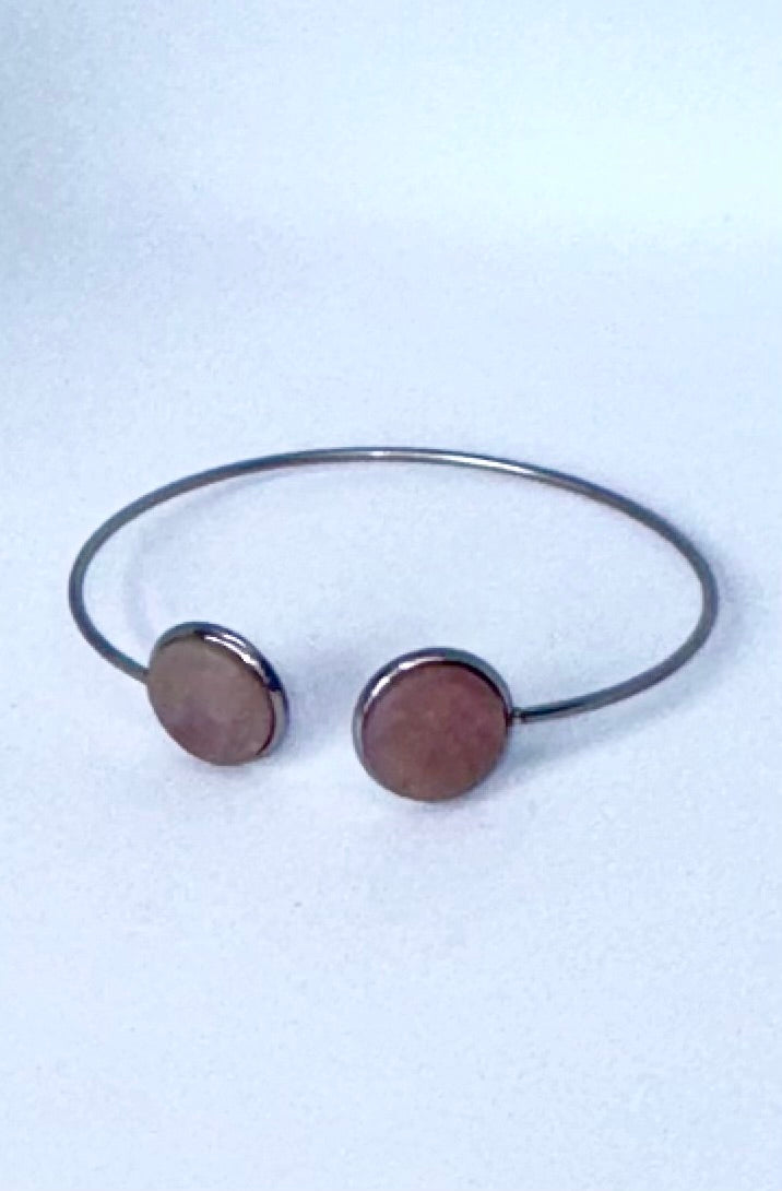 Shellglow Cuff