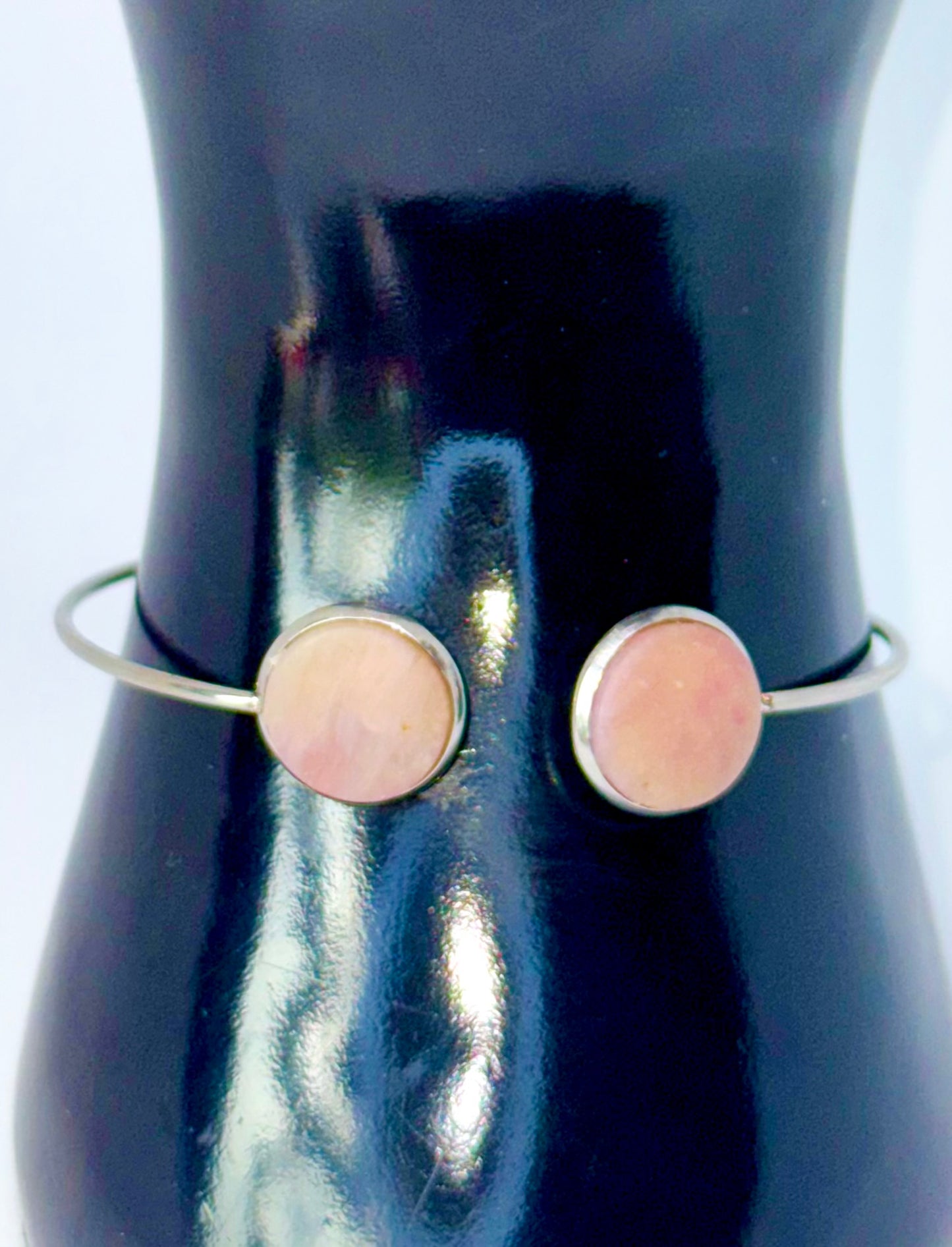 Shellglow Cuff