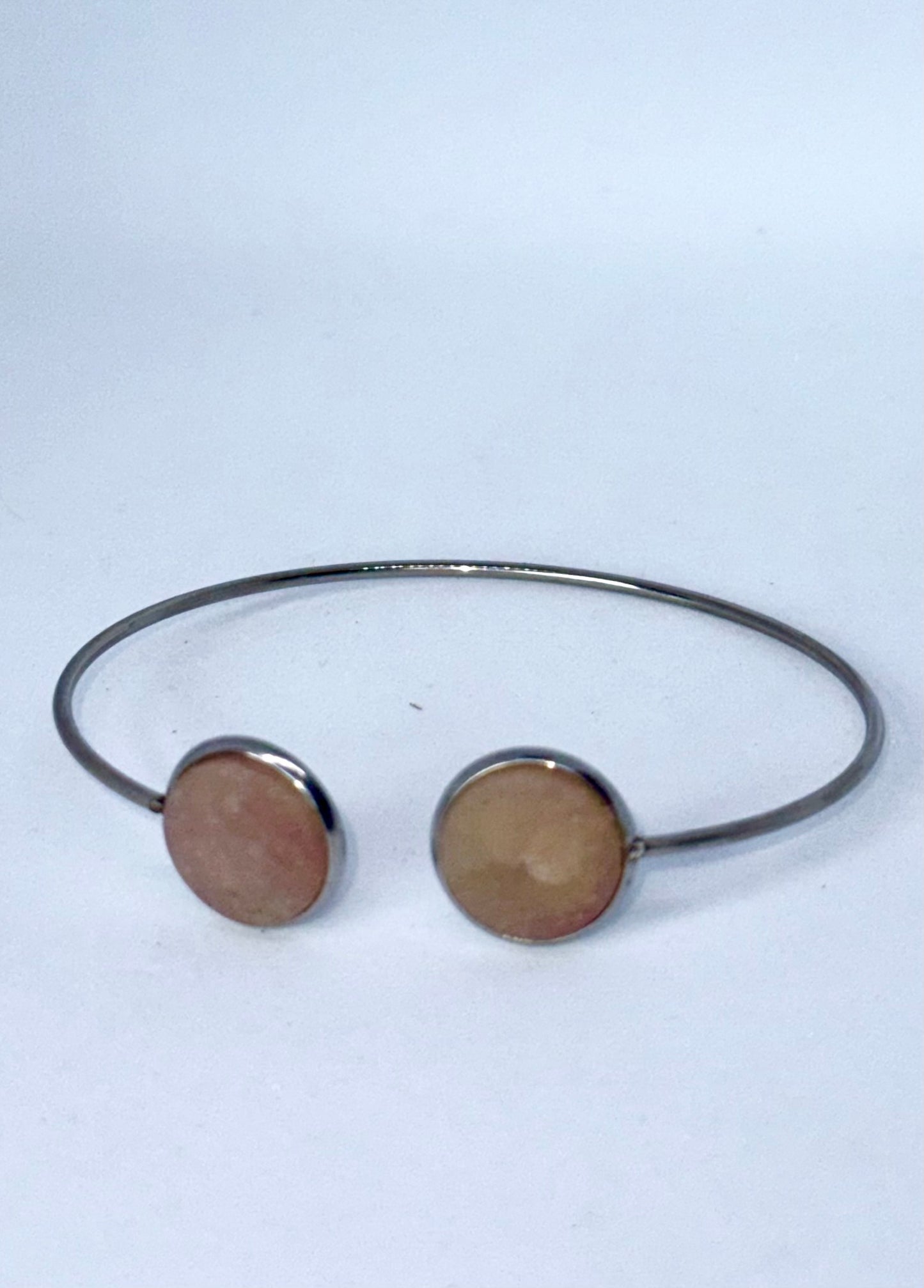 Sunveil Cuff