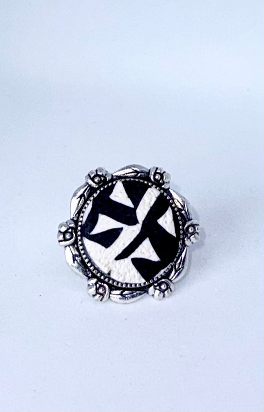 Baroque Edge Ring