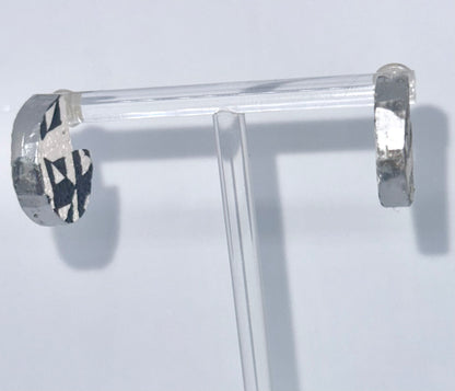 Fragment Studs – Monochrome