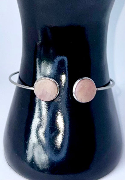 Shellglow Cuff