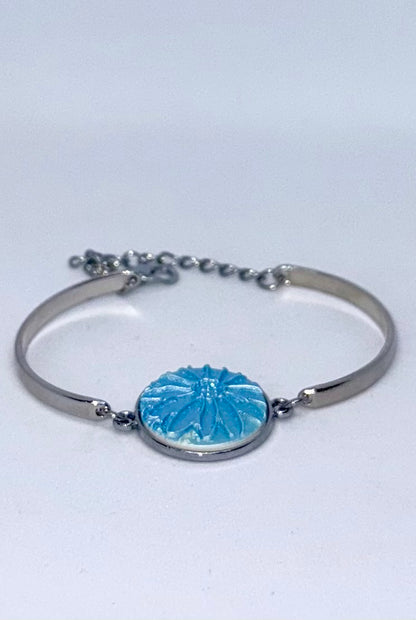 Daylight Daisy Cuff