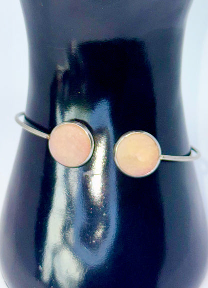 Sunveil Cuff