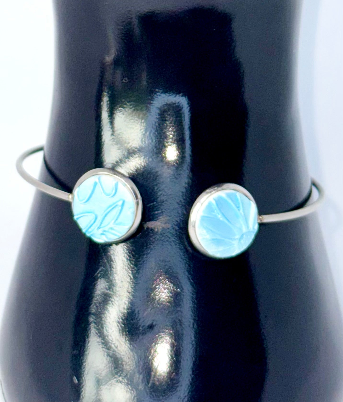 Skyleaf Cuff