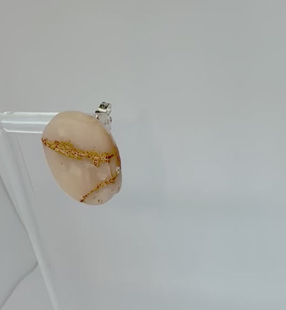 Quartz Oval